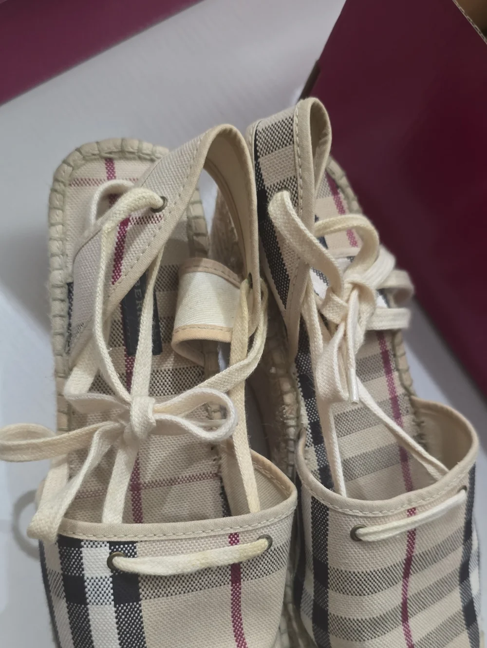 Burberry Nova Check Lace-up Espadrilles Size 38. Used. Needs Cleaned.